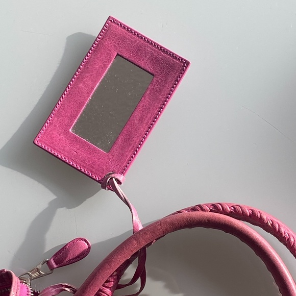 Balenciaga - Picture 3 of 5